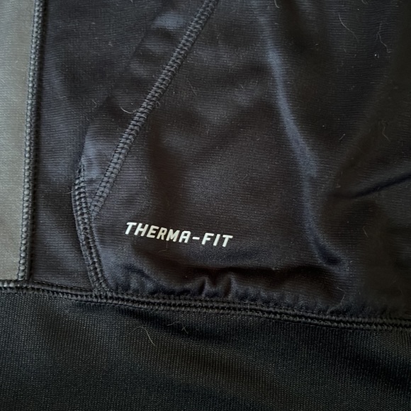 Nike black and grey Therma-fit hoodie. Size S - Picture 3 of 5